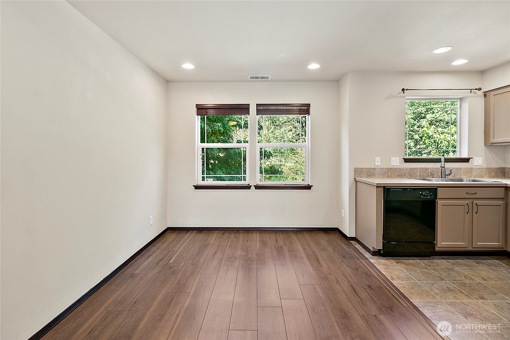 17707 79th Avenue Ct 18 Property Photo 12