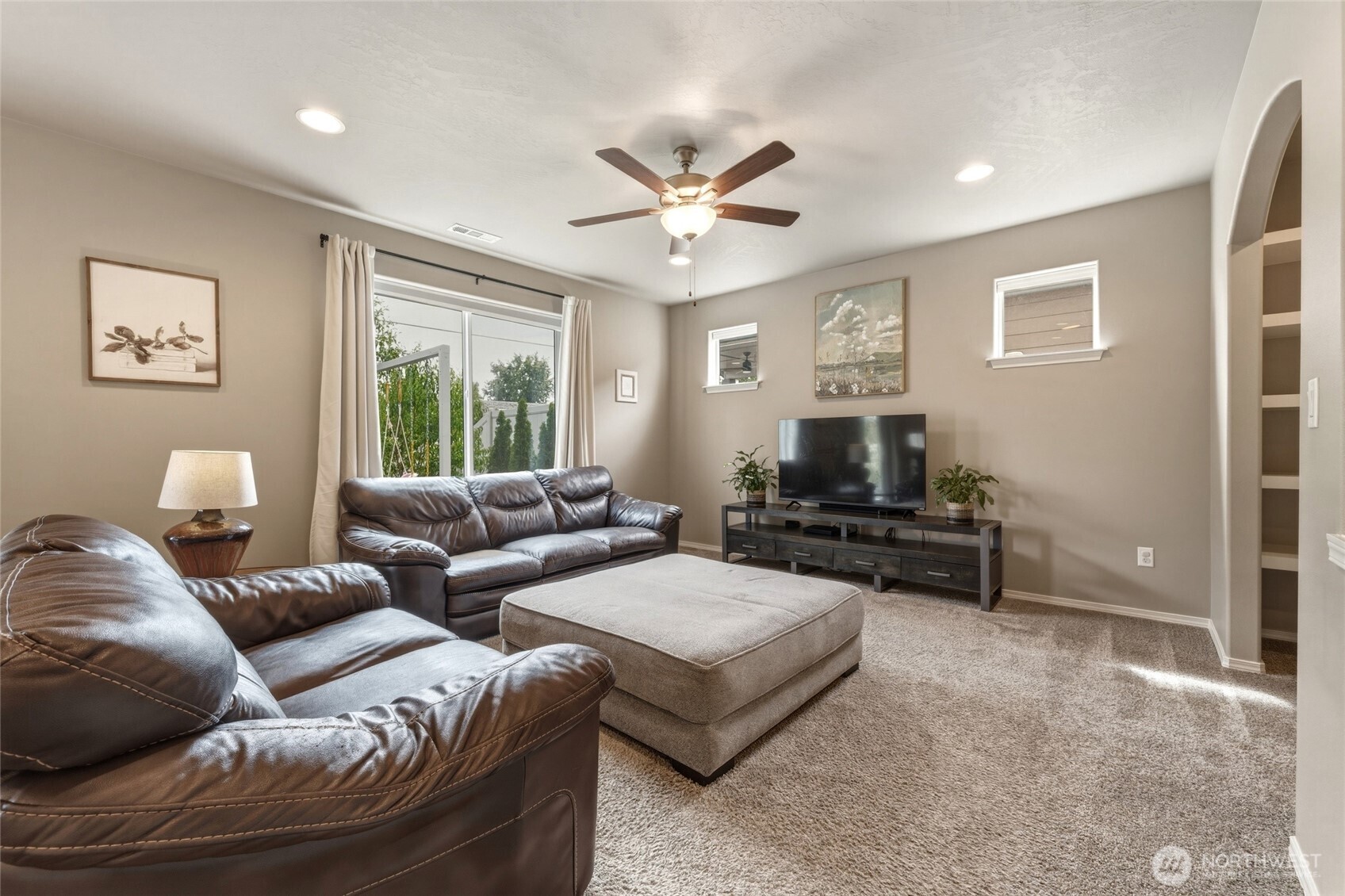 1103 Sw Julia St Property Photo 5