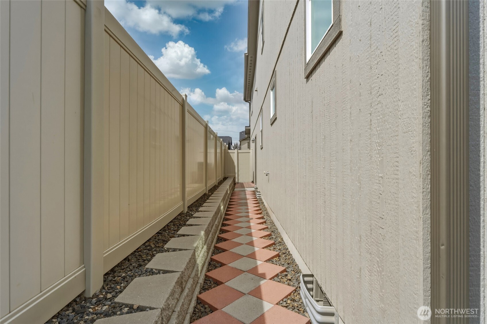 1103 Sw Julia St Property Photo 37