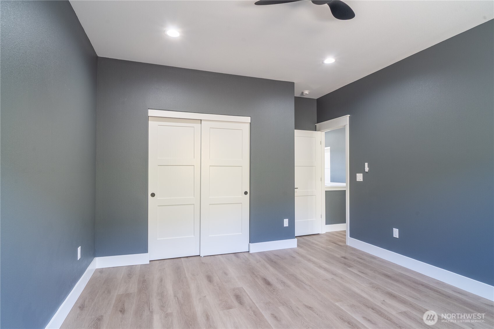201 Bridgeview Drive Property Photo 25