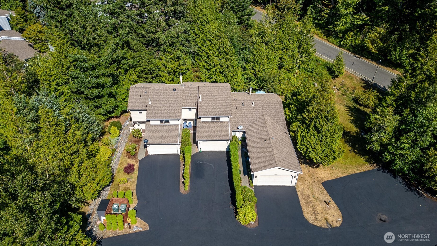 2233 E Birch Street Property Photo 24