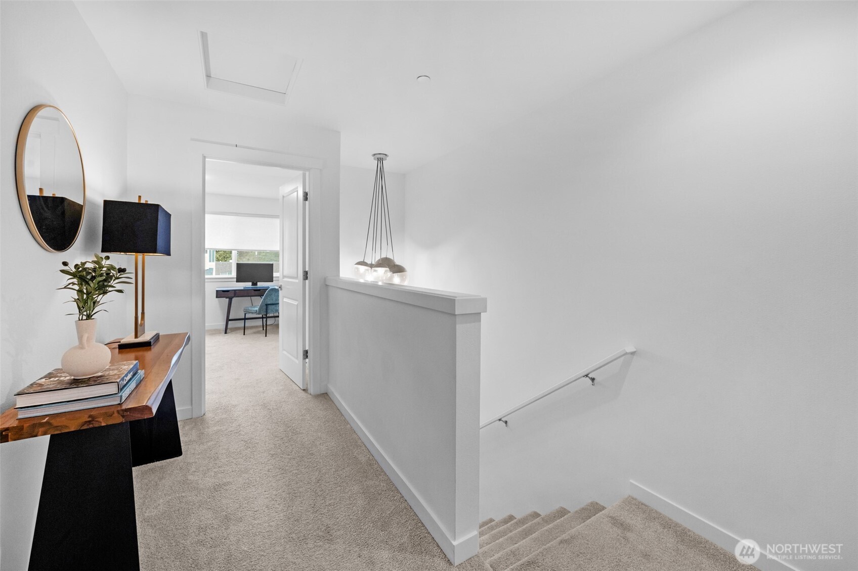 18132 1st Place Property Photo 12
