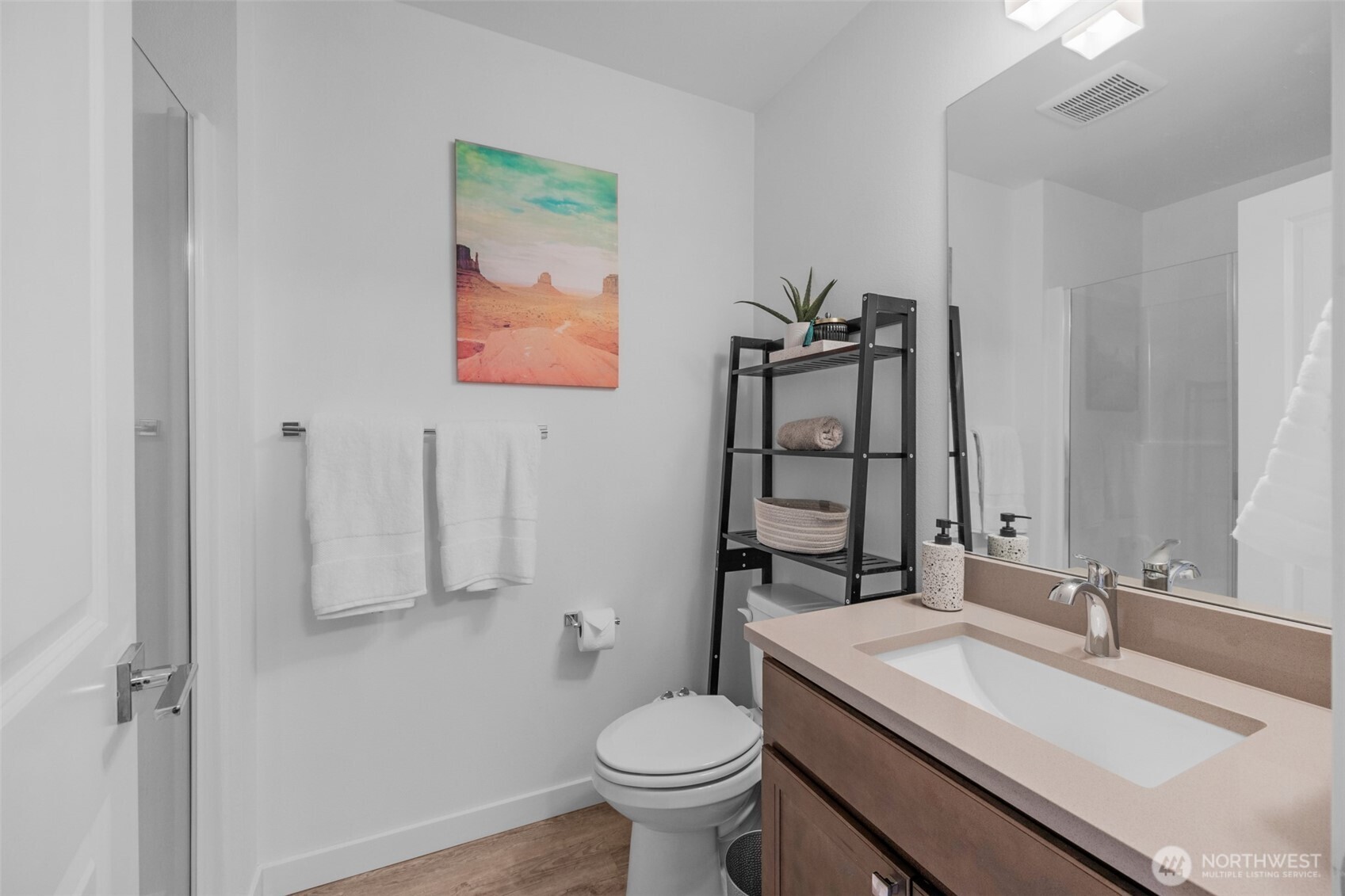 18132 1st Place Property Photo 18