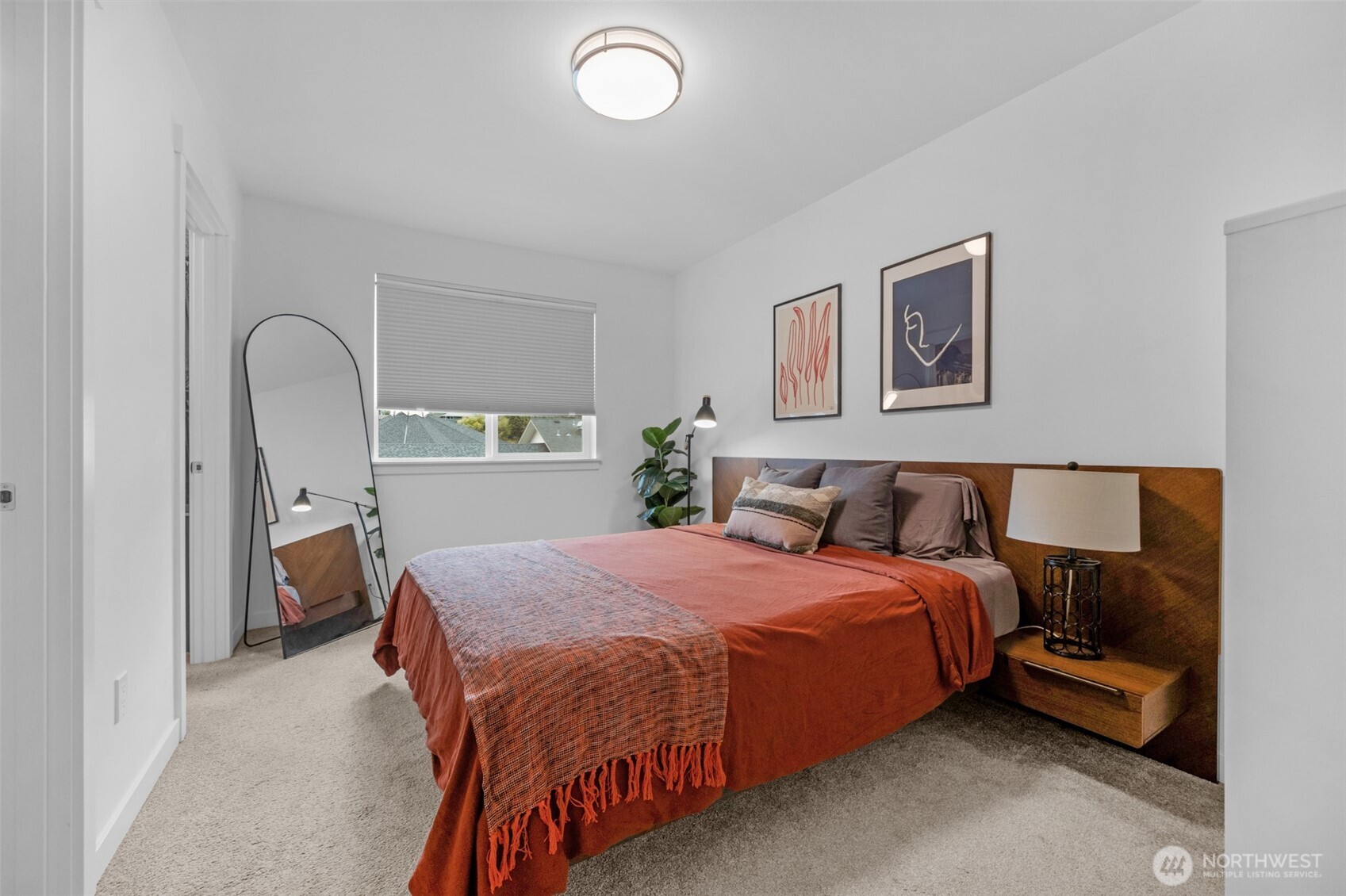 18132 1st Place Property Photo 20