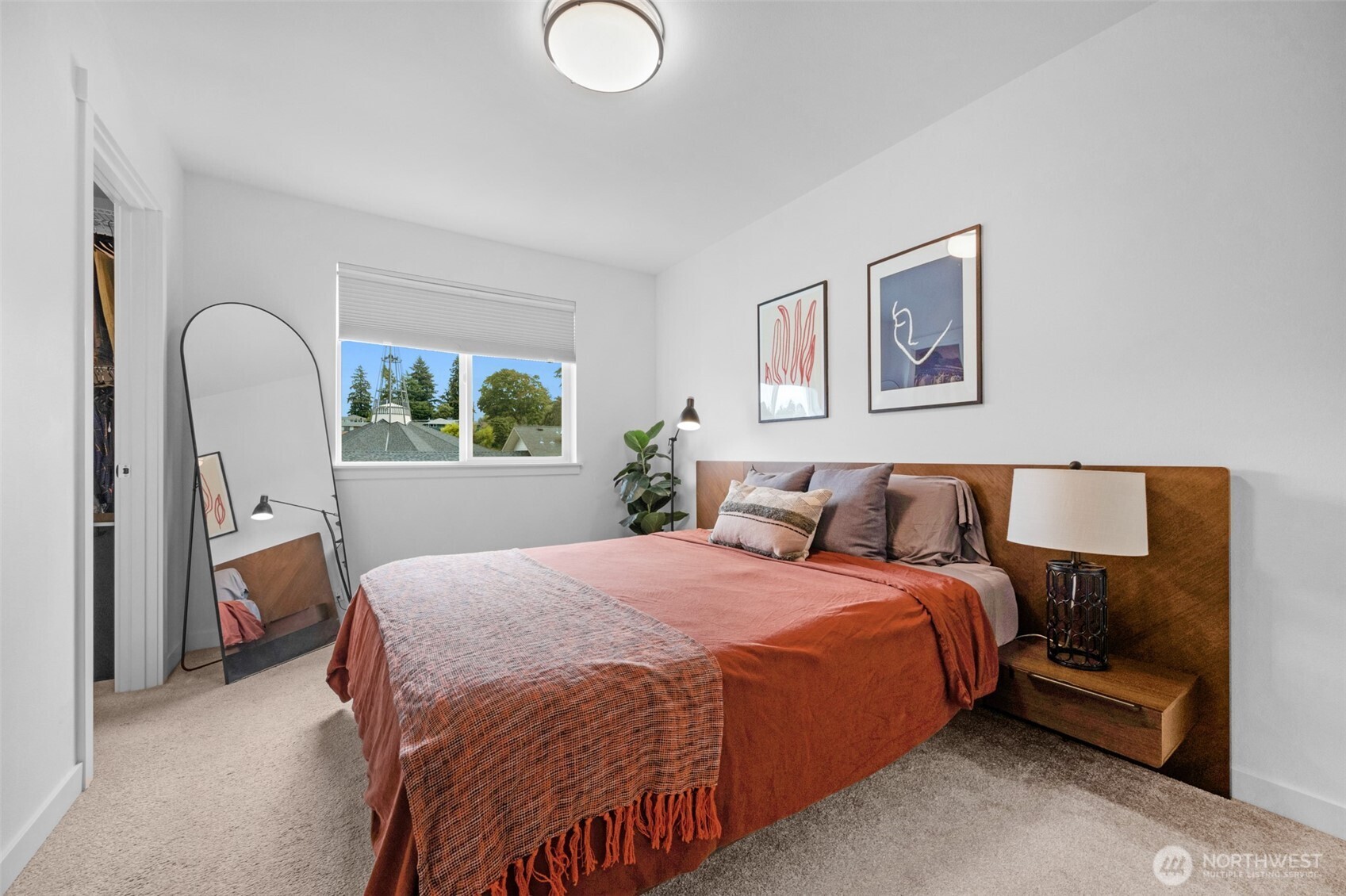 18132 1st Place Property Photo 23