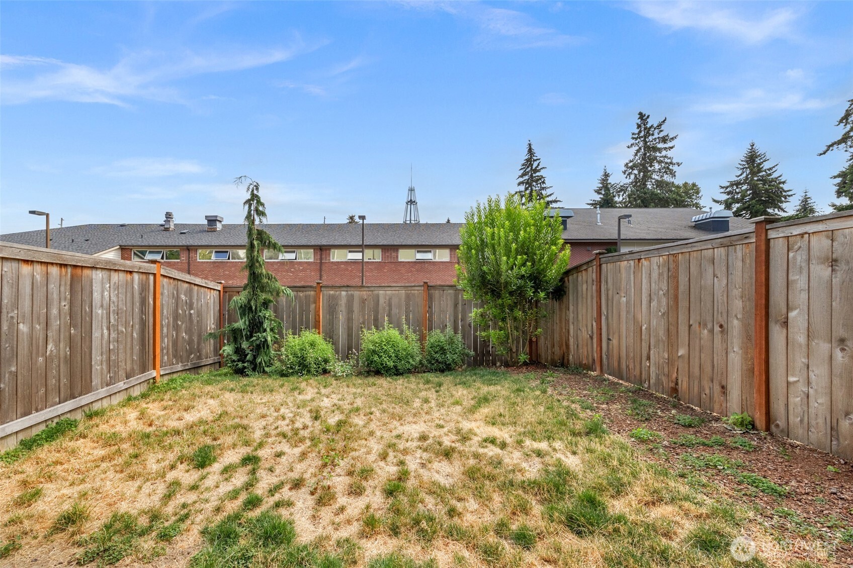 18132 1st Place Property Photo 26