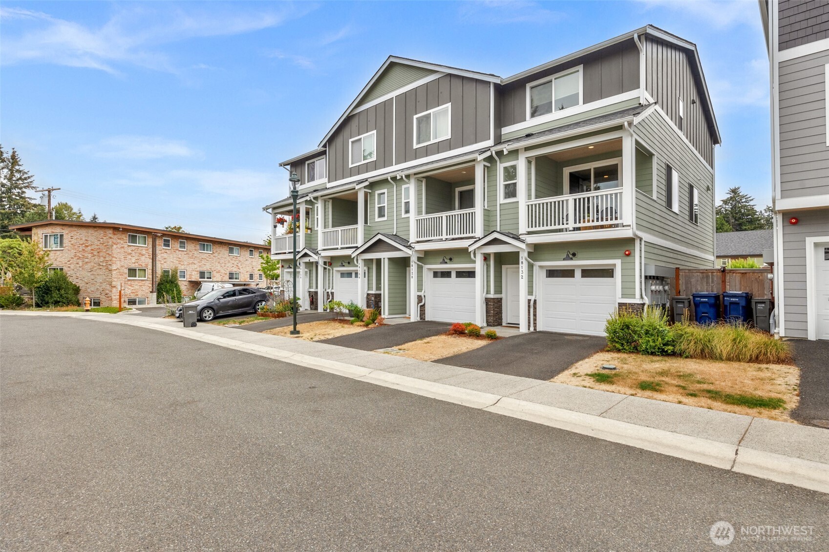 18132 1st Place Property Photo 31