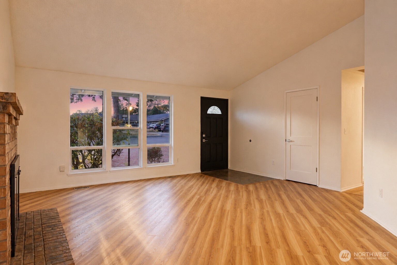 2709 53rd Avenue Property Photo 4