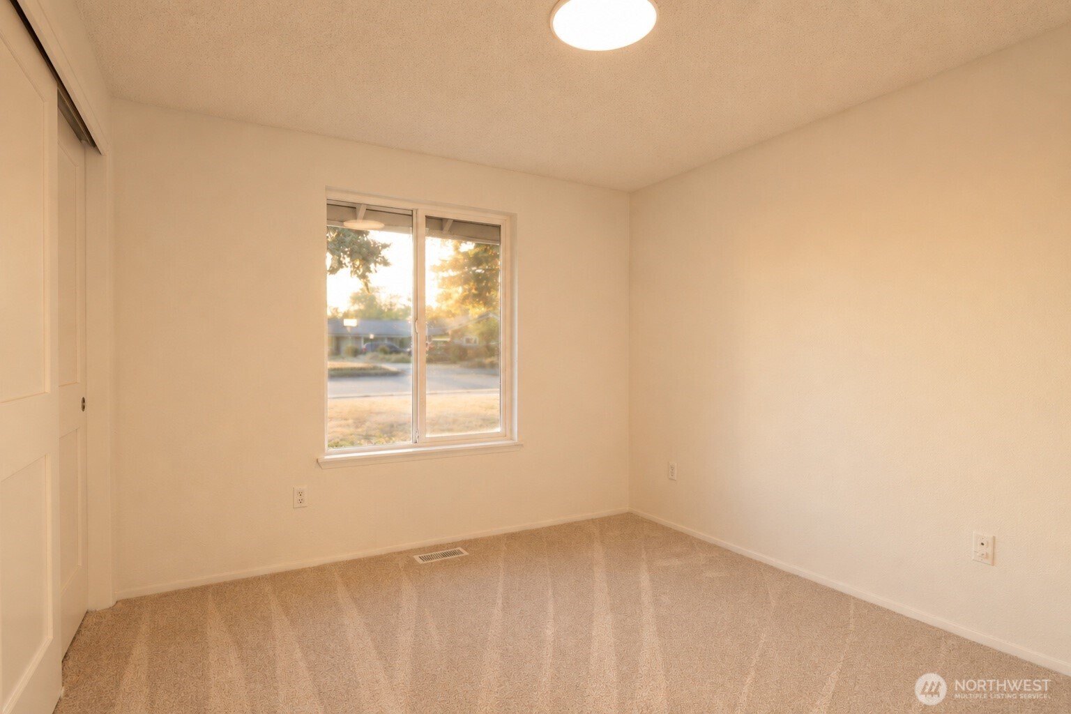 2709 53rd Avenue Property Photo 14