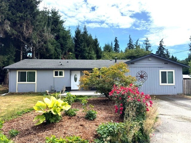 17654 86th Avenue Property Photo 1