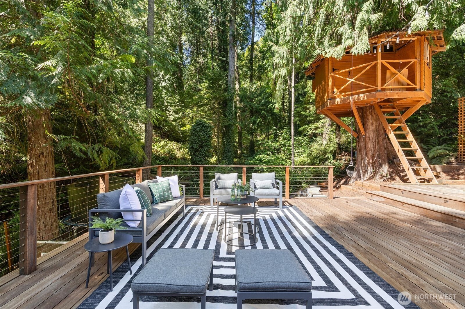 2035 West Lake Sammamish Parkway Property Photo 29
