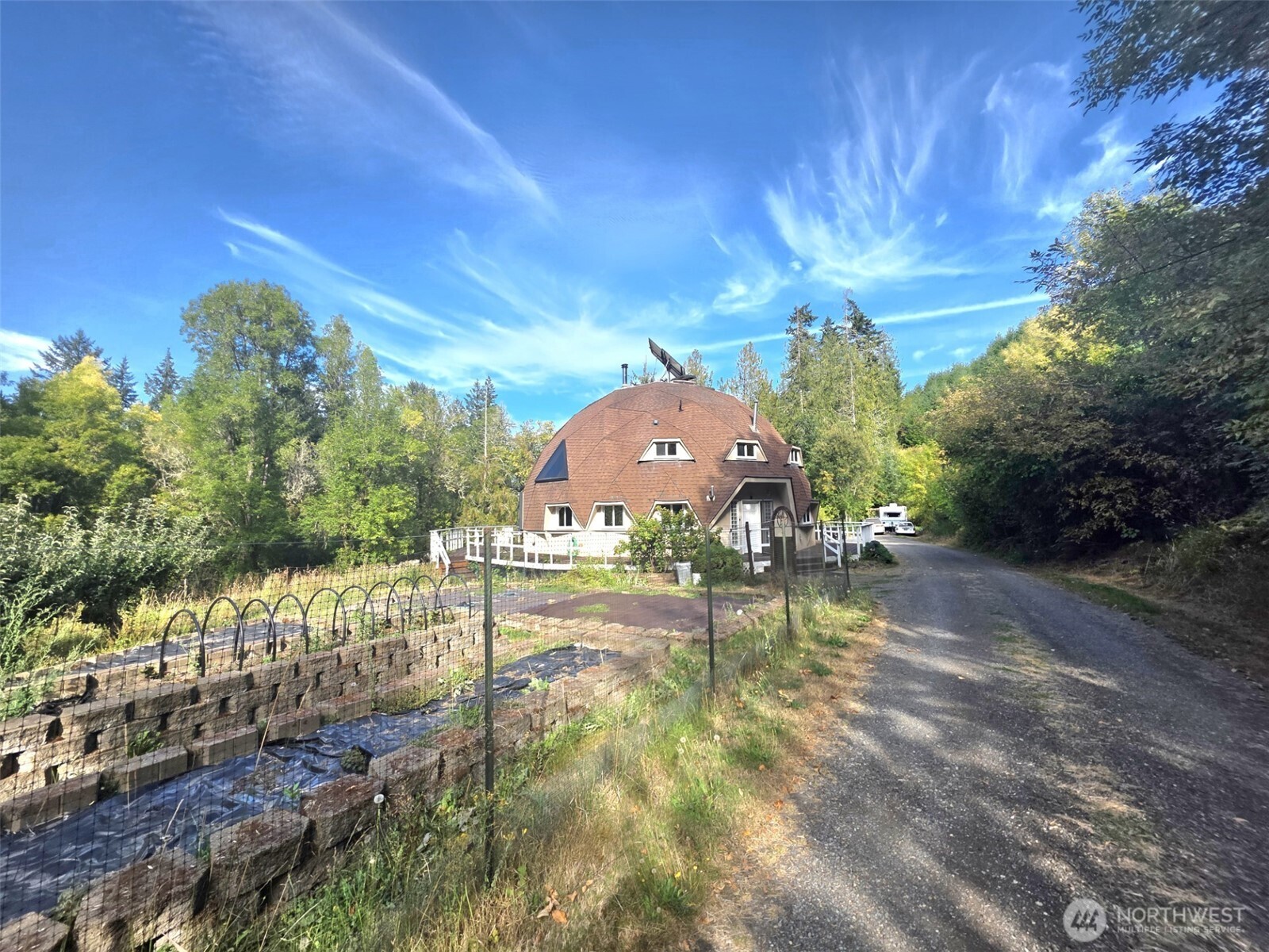 17230 Jonas Hill Lane Property Photo 4