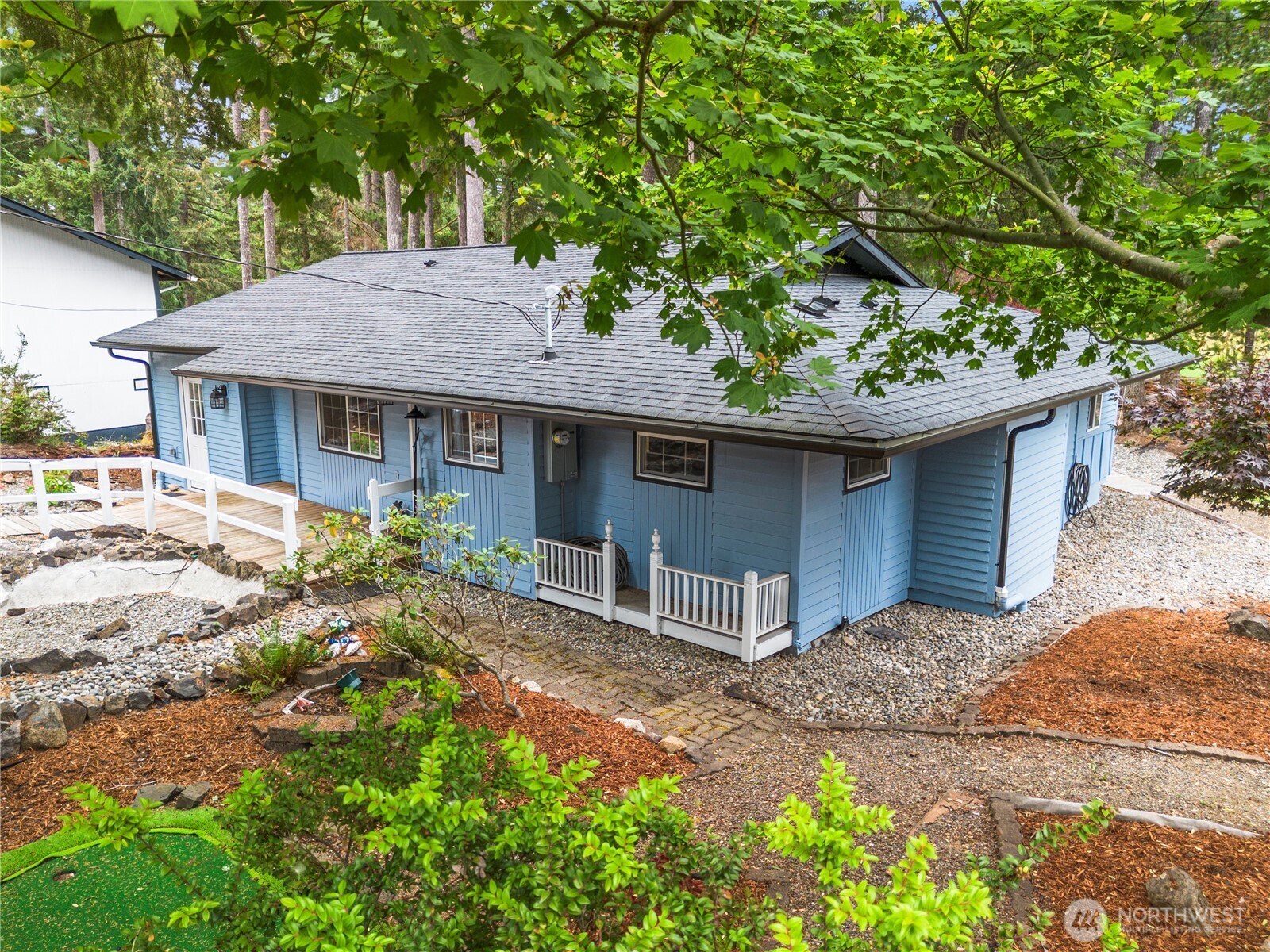 250 E Saint Andrews Drive Property Photo 2
