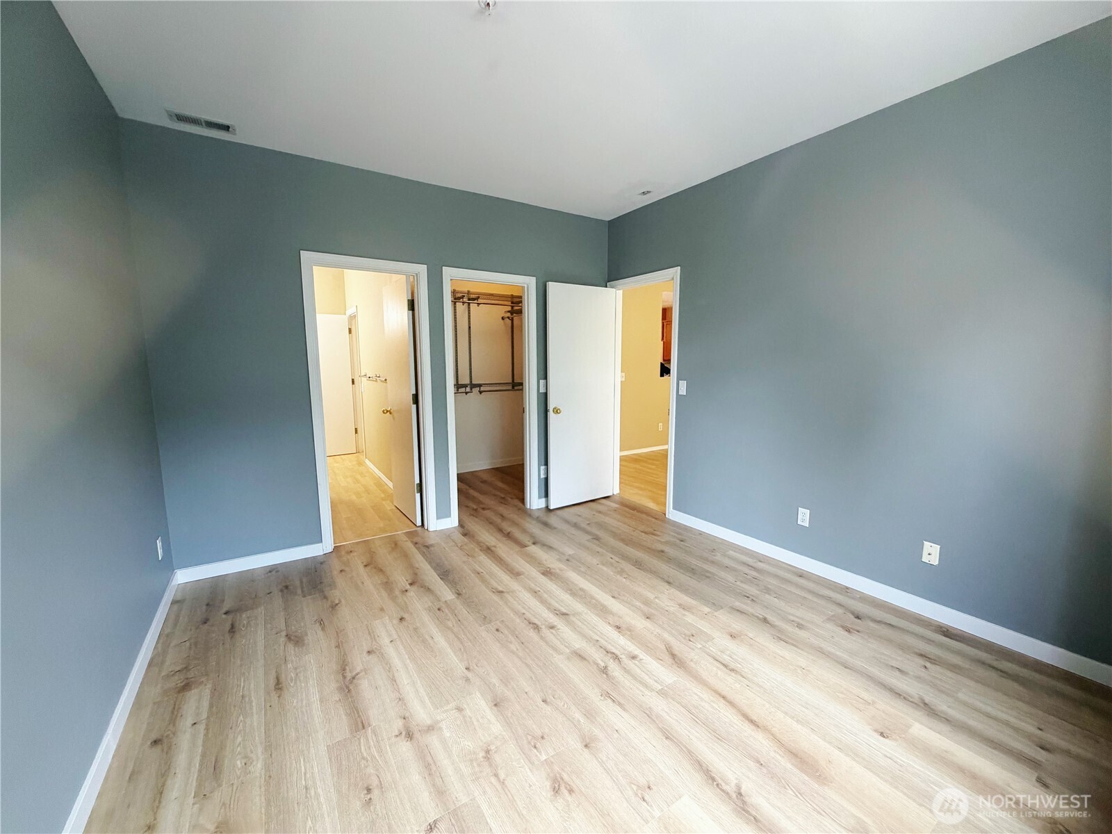 4702 Mill Pond Drive 212 Property Photo 13