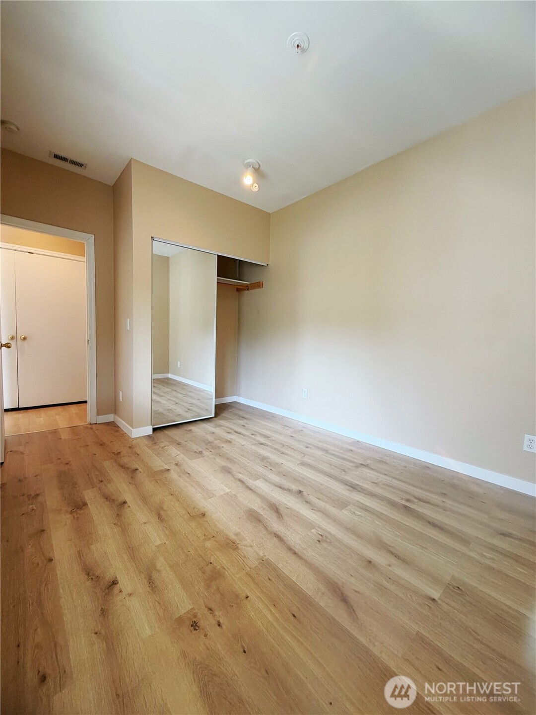 4702 Mill Pond Drive 212 Property Photo 15