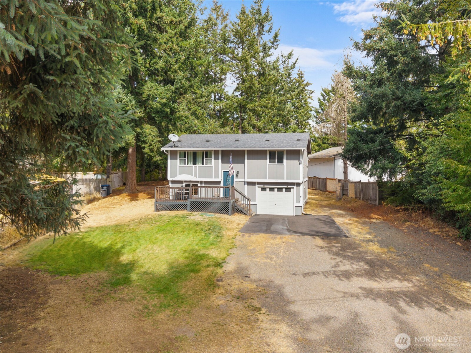 203 W Seattle Street Property Photo 3