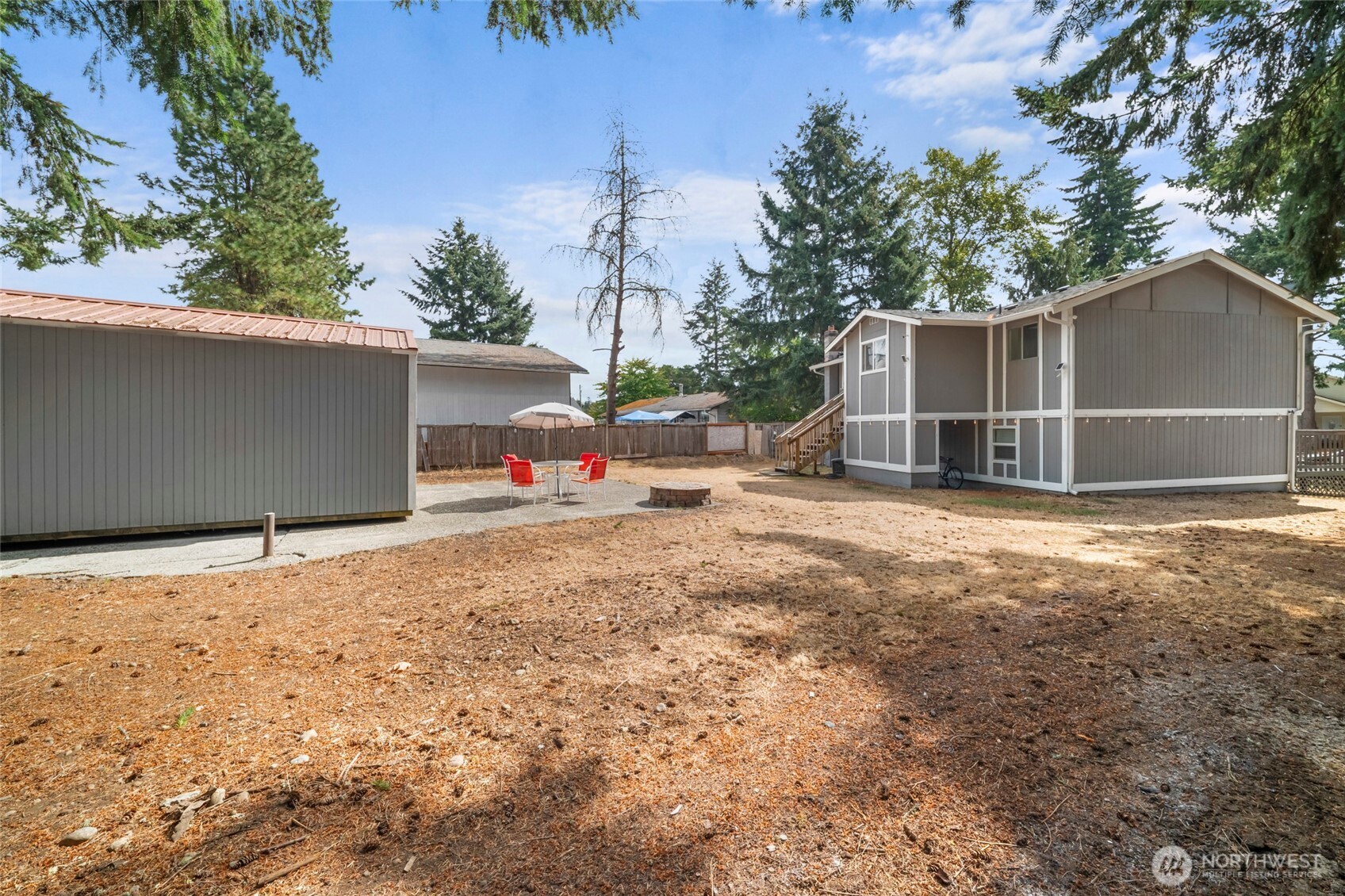 203 W Seattle Street Property Photo 24