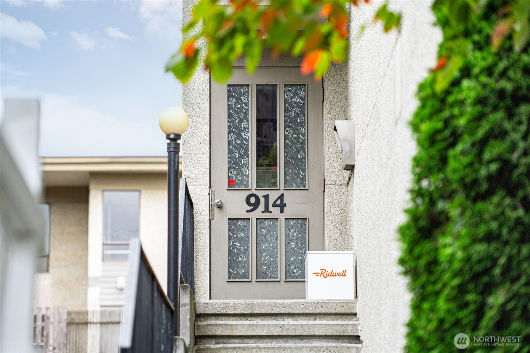 914 6th Avenue 201 Property Photo 4