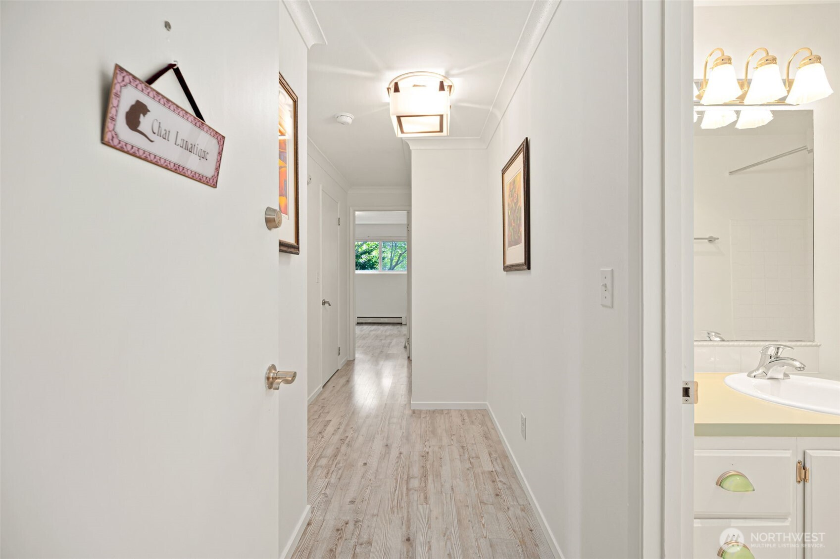 914 6th Avenue 201 Property Photo 5