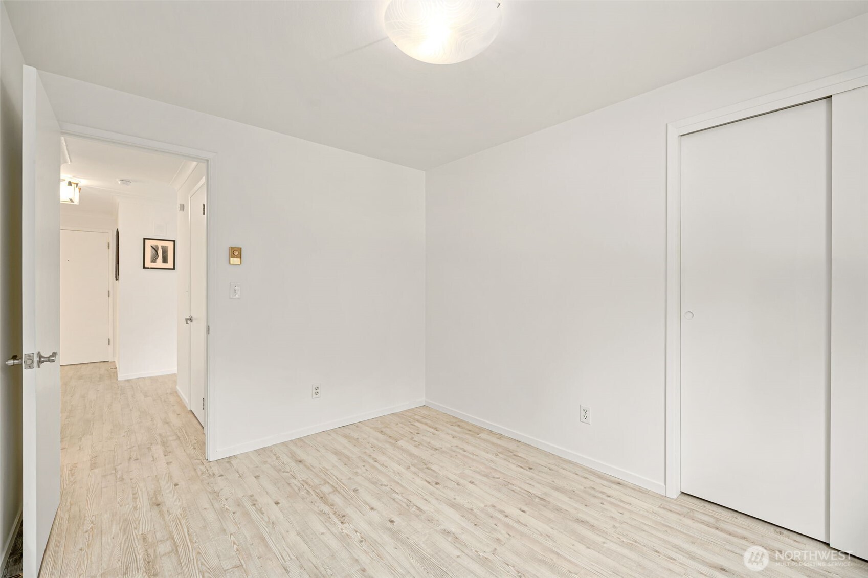 914 6th Avenue 201 Property Photo 37