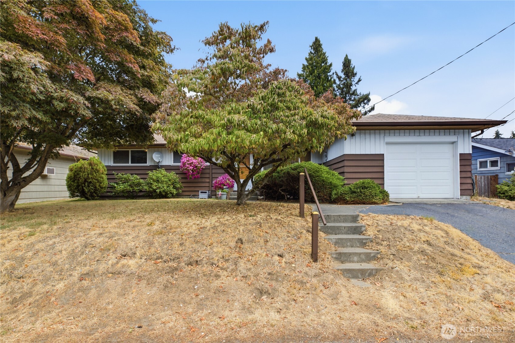 420 S 128th Street Property Photo 1