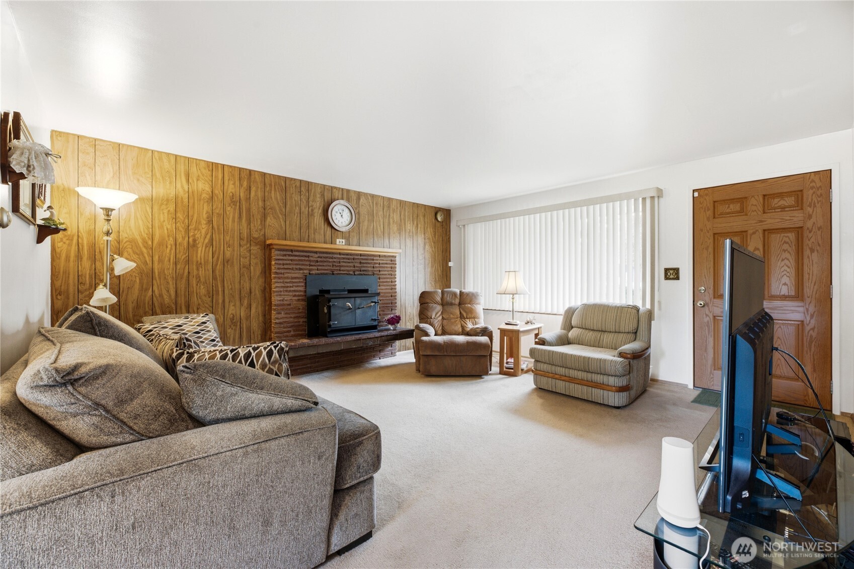420 S 128th Street Property Photo 5
