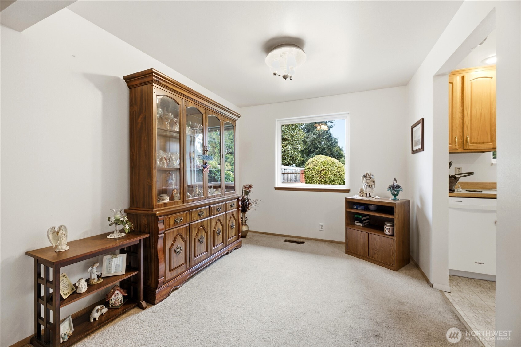 420 S 128th Street Property Photo 12