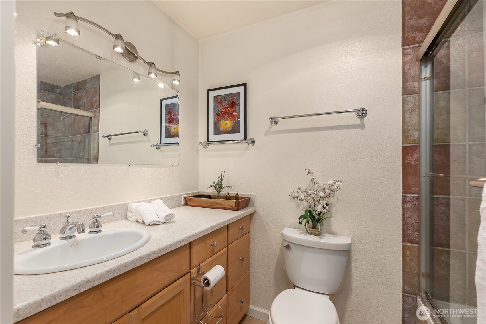 428 Harborview Drive 114 Property Photo 16