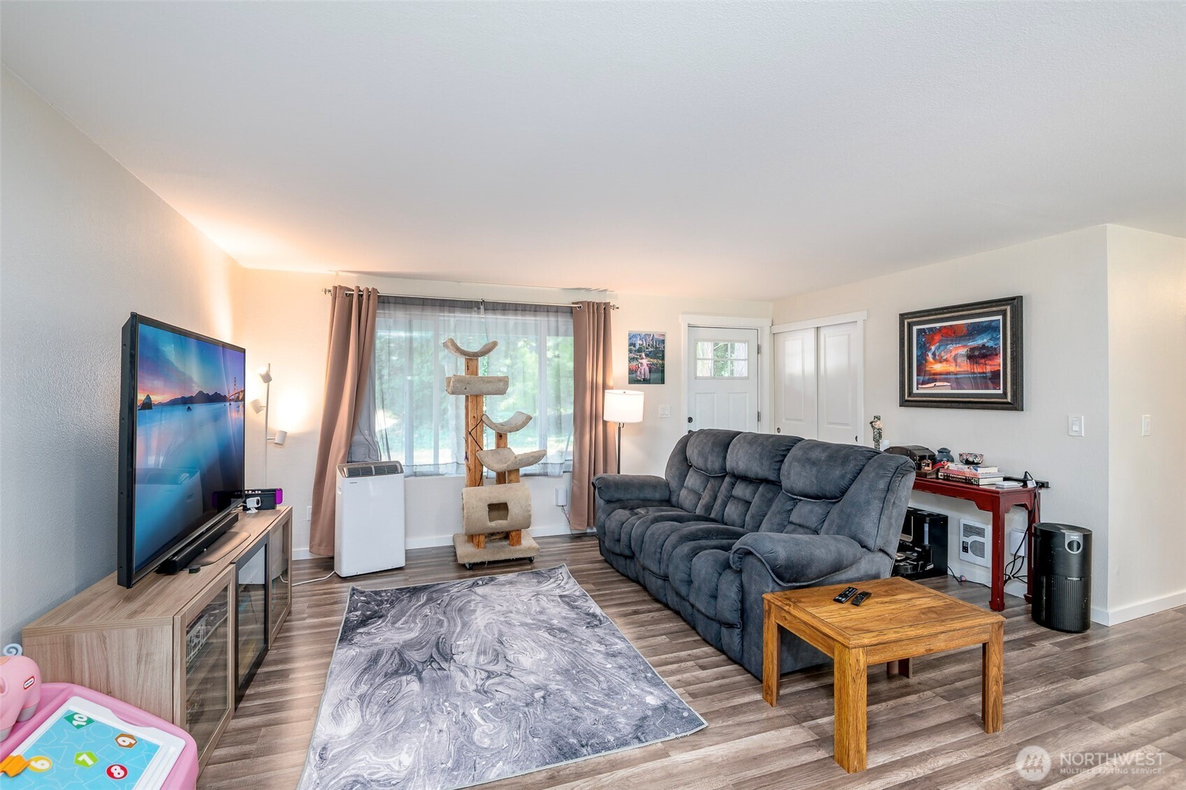 10111 Grove Road Property Photo 6