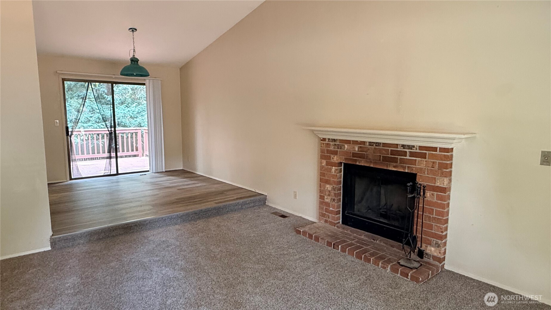 13807 173rd Avenue Property Photo 2