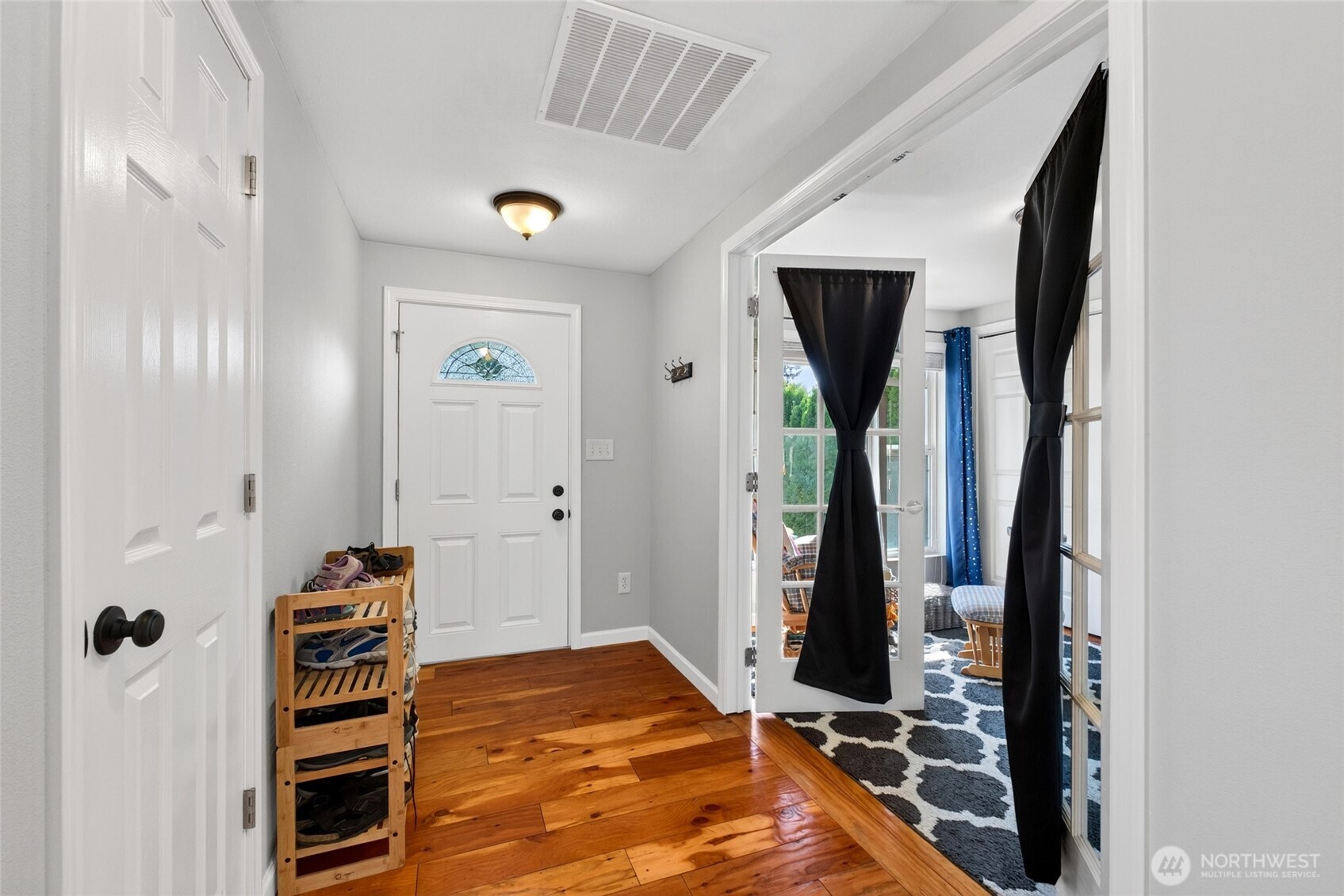 435 Harrison Street Property Photo 3