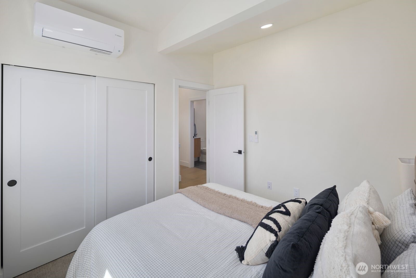 311 Nw 92nd Street Property Photo 19