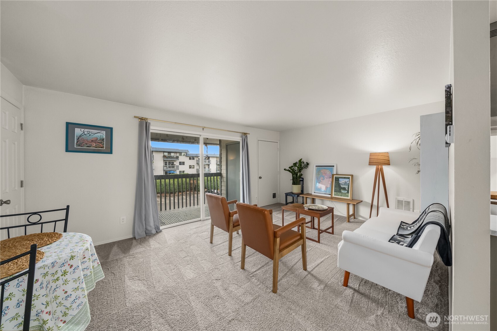 22981 Marine View Drive D318 Property Photo 4