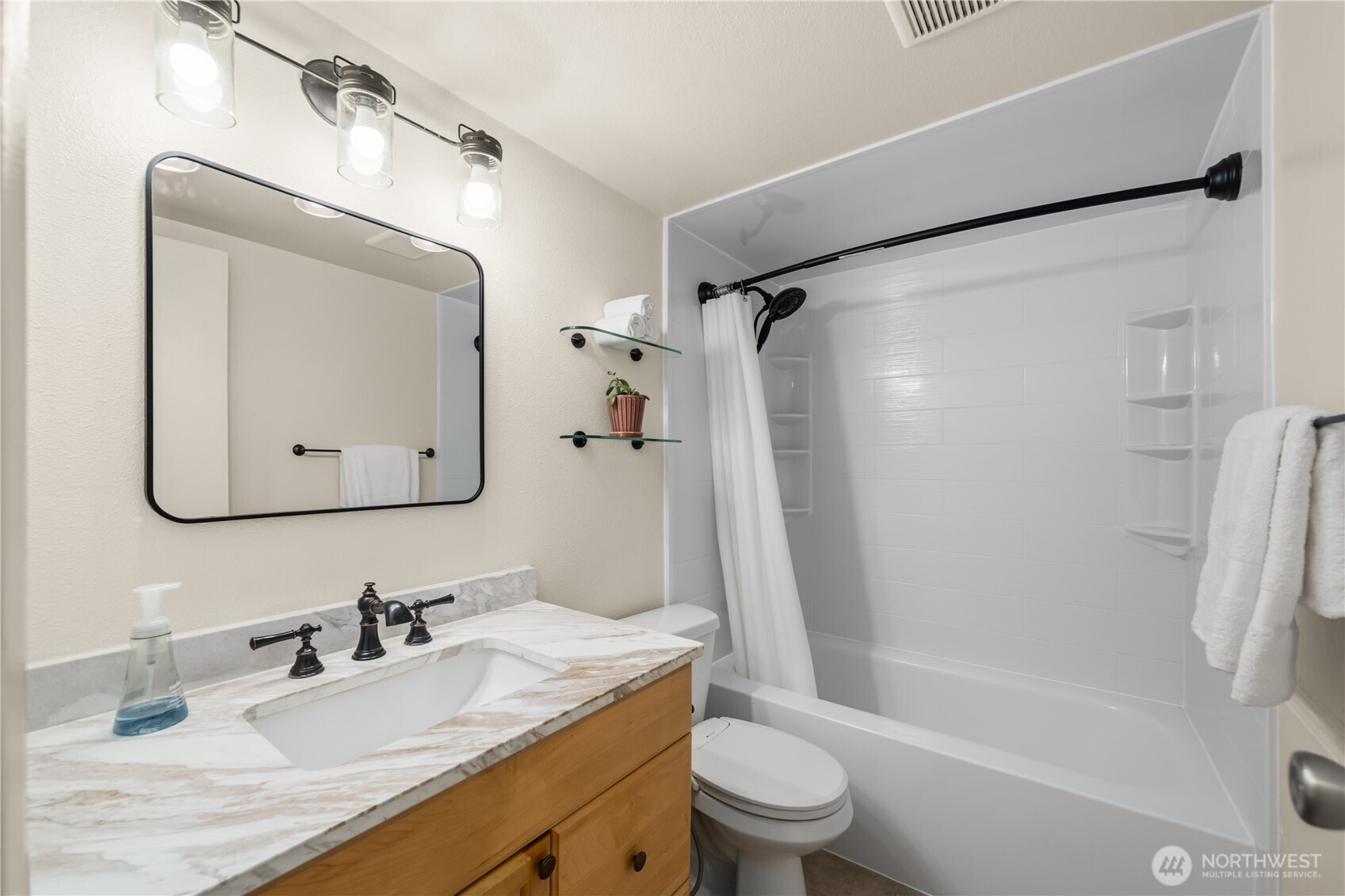 22981 Marine View Drive D318 Property Photo 16