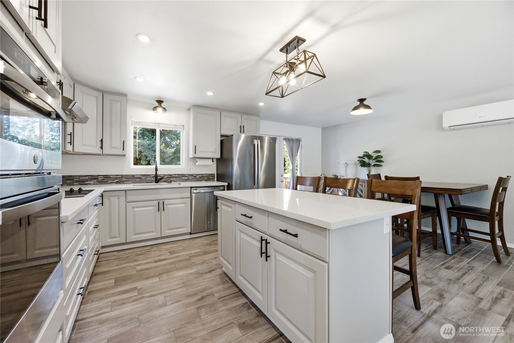 16008 120th Avenue Property Photo 8