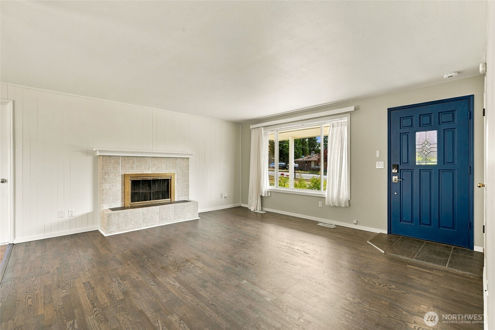 4813 190th Street Property Photo 4