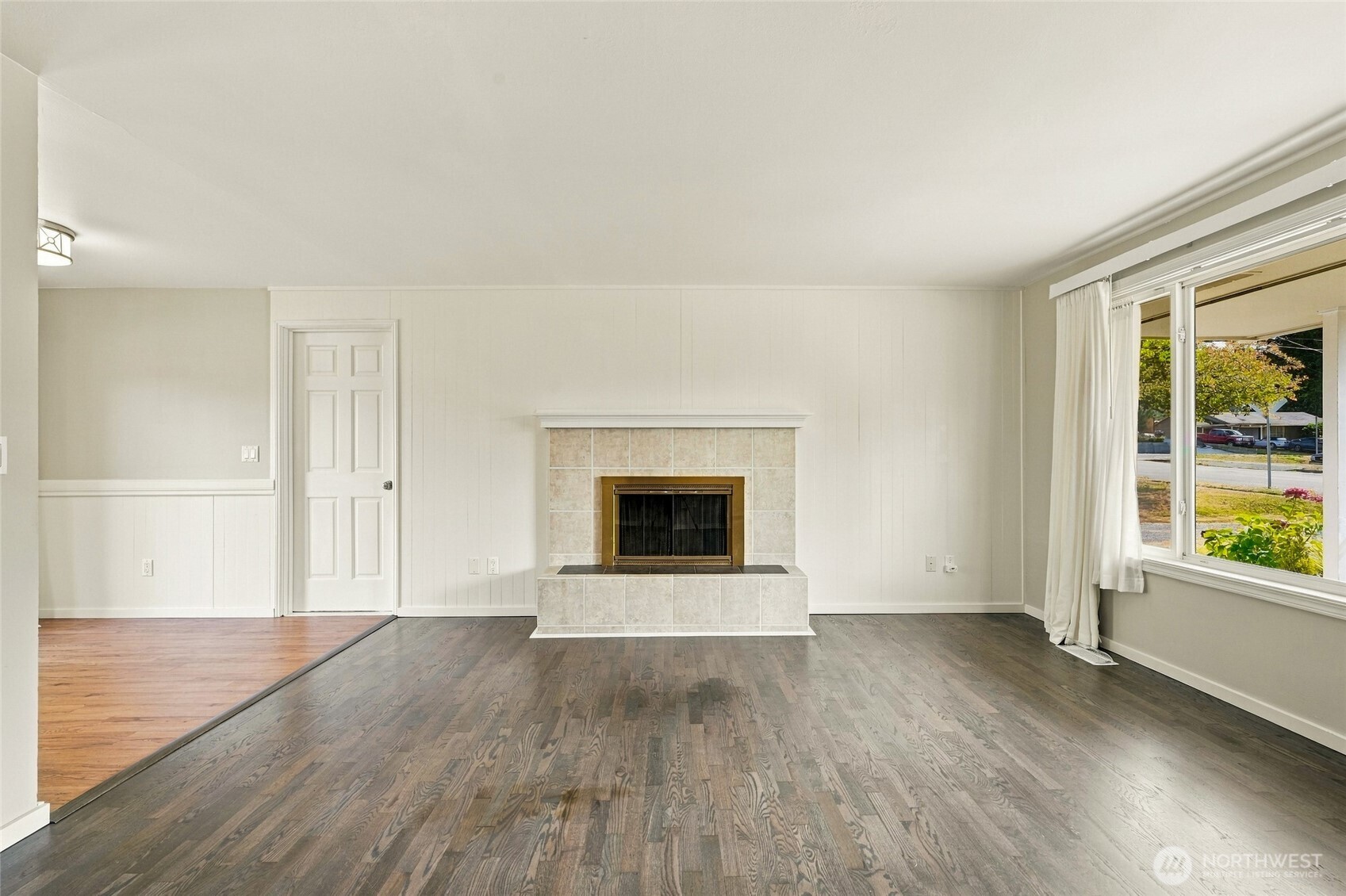 4813 190th Street Property Photo 5