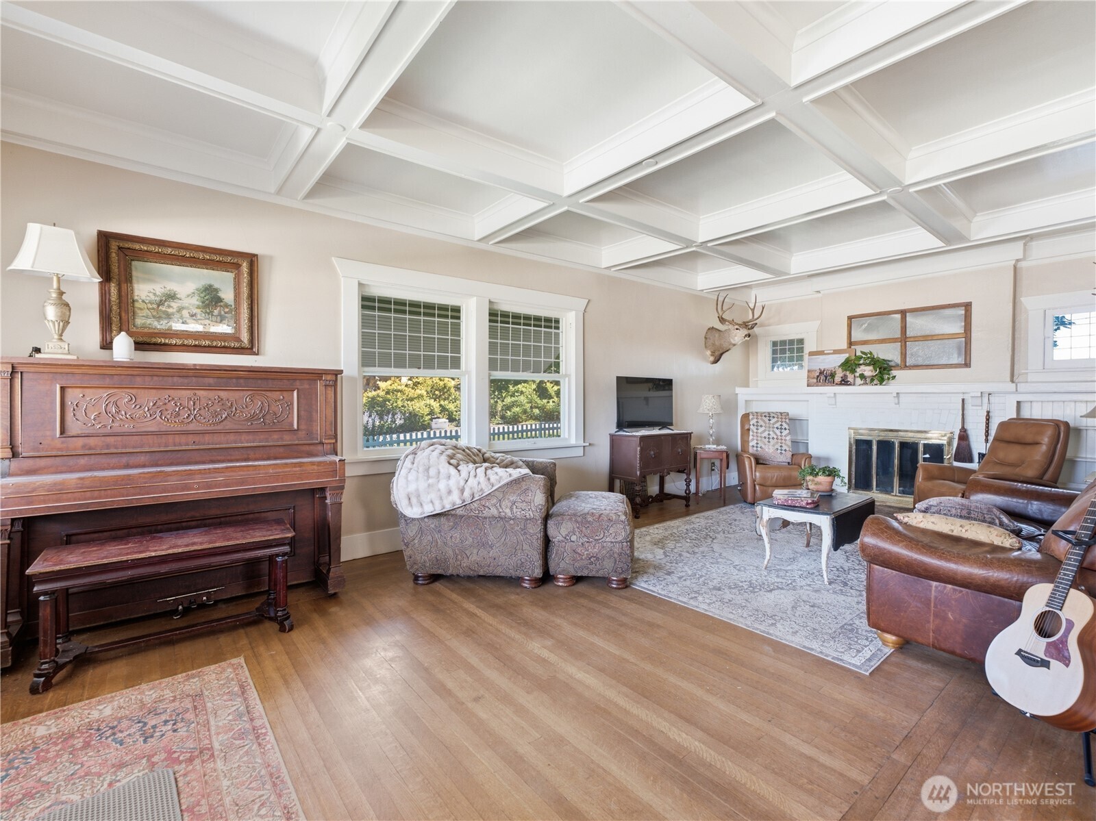 618 E Birch Street Property Photo 11