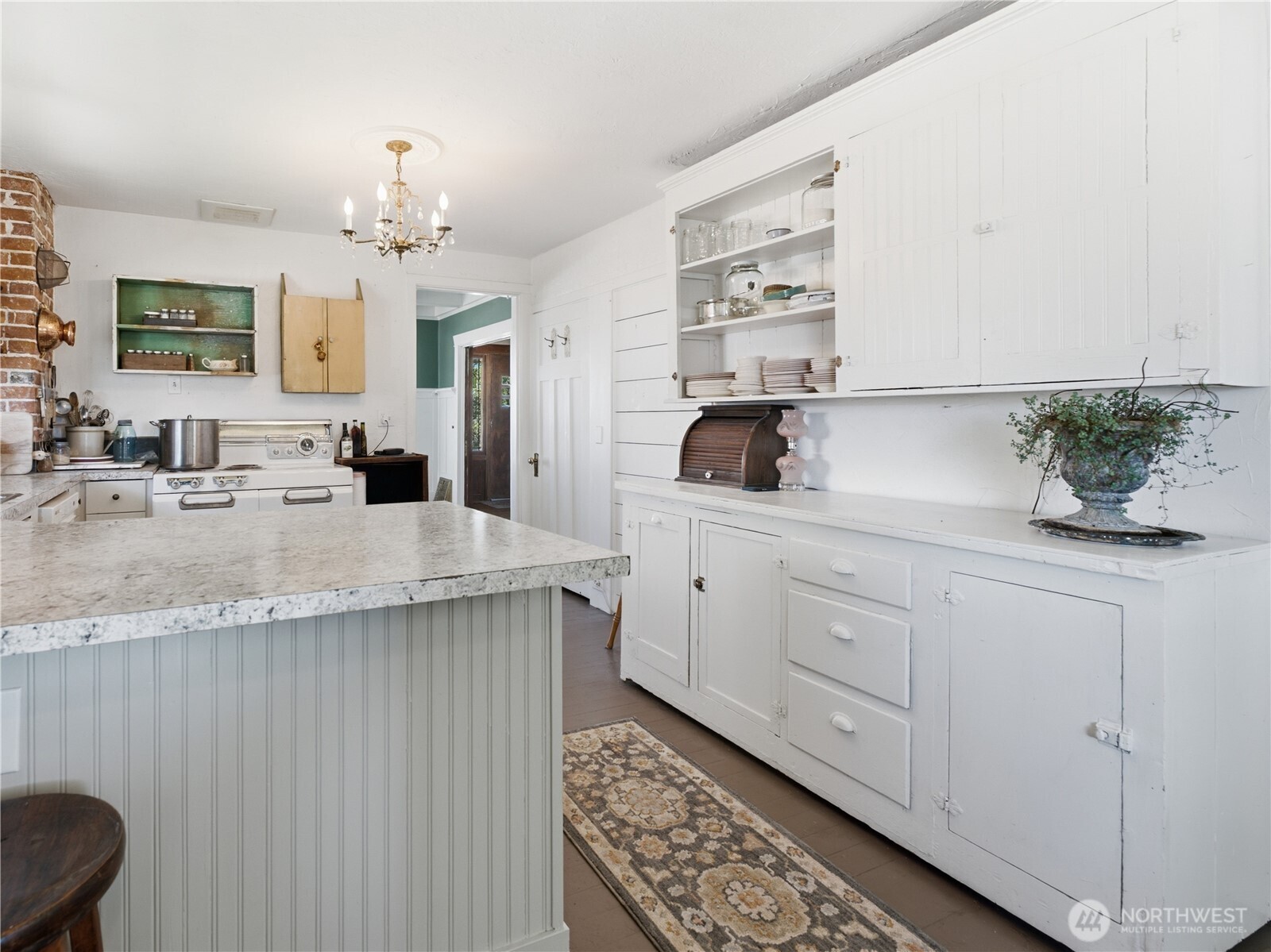 618 E Birch Street Property Photo 16