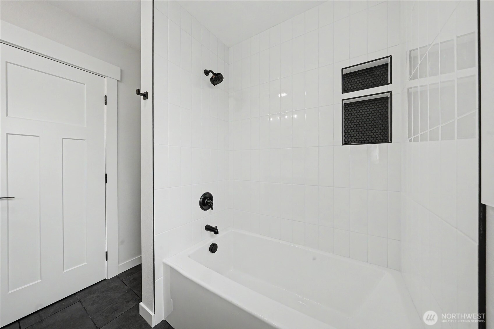 214 Riverside Drive Property Photo 16