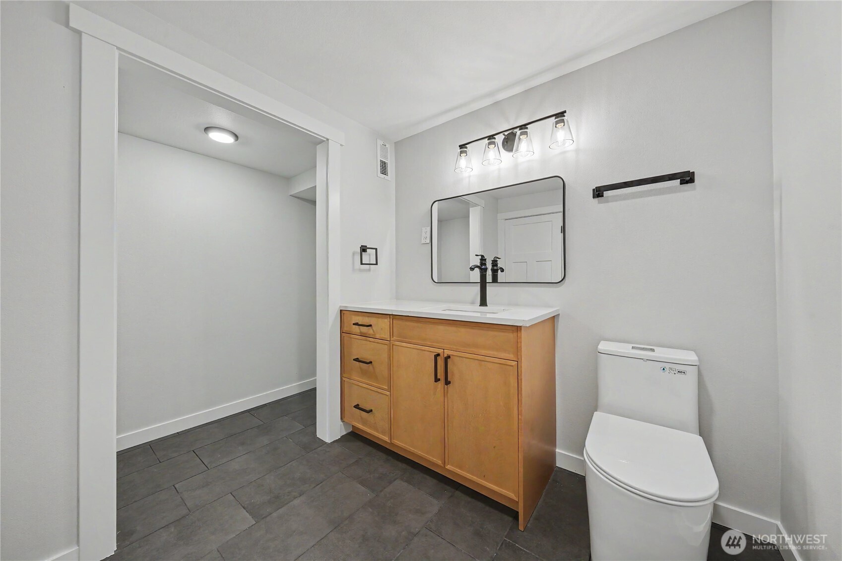 214 Riverside Drive Property Photo 29