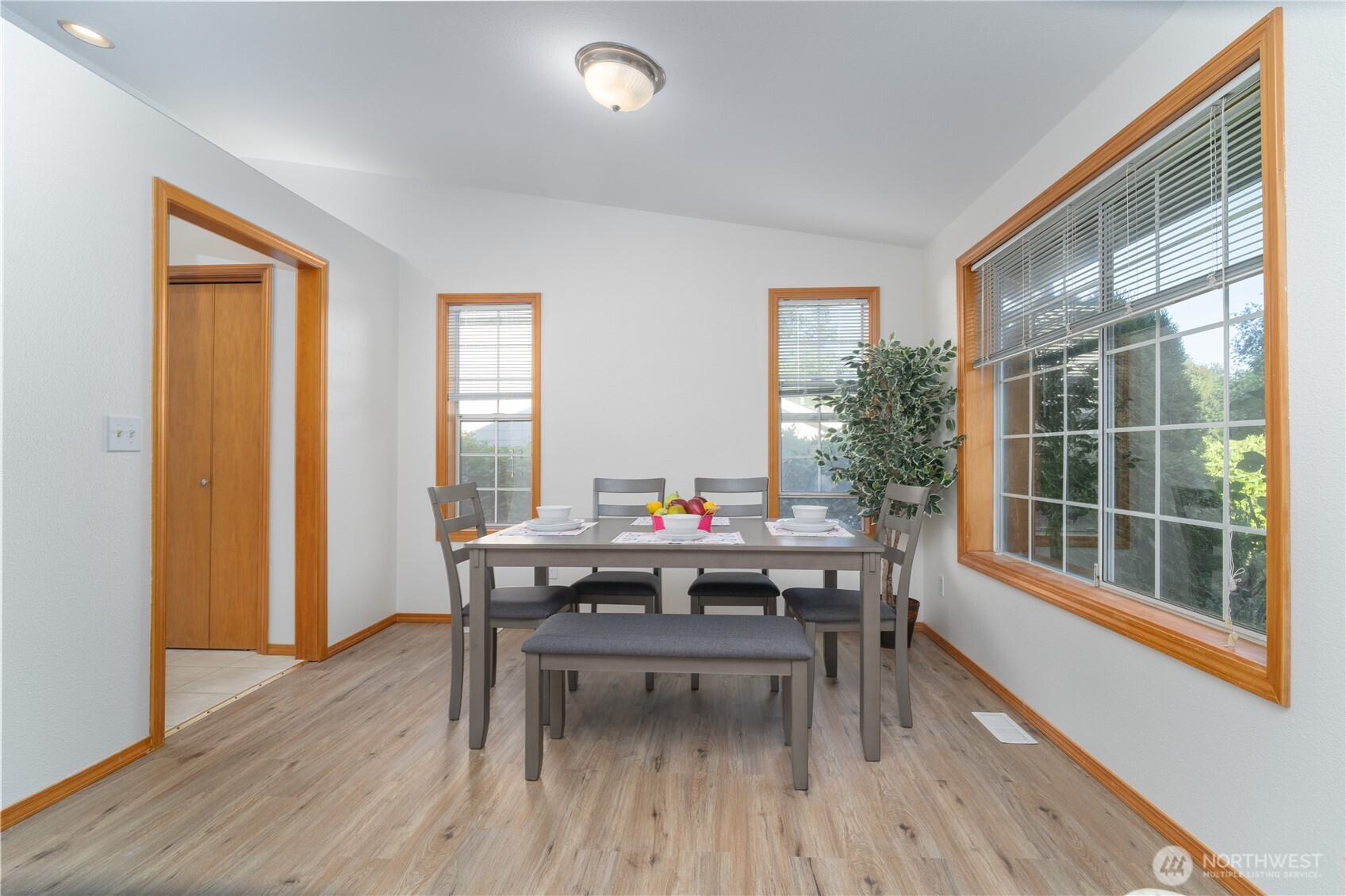 2928 Briar Lea Loop Property Photo 13
