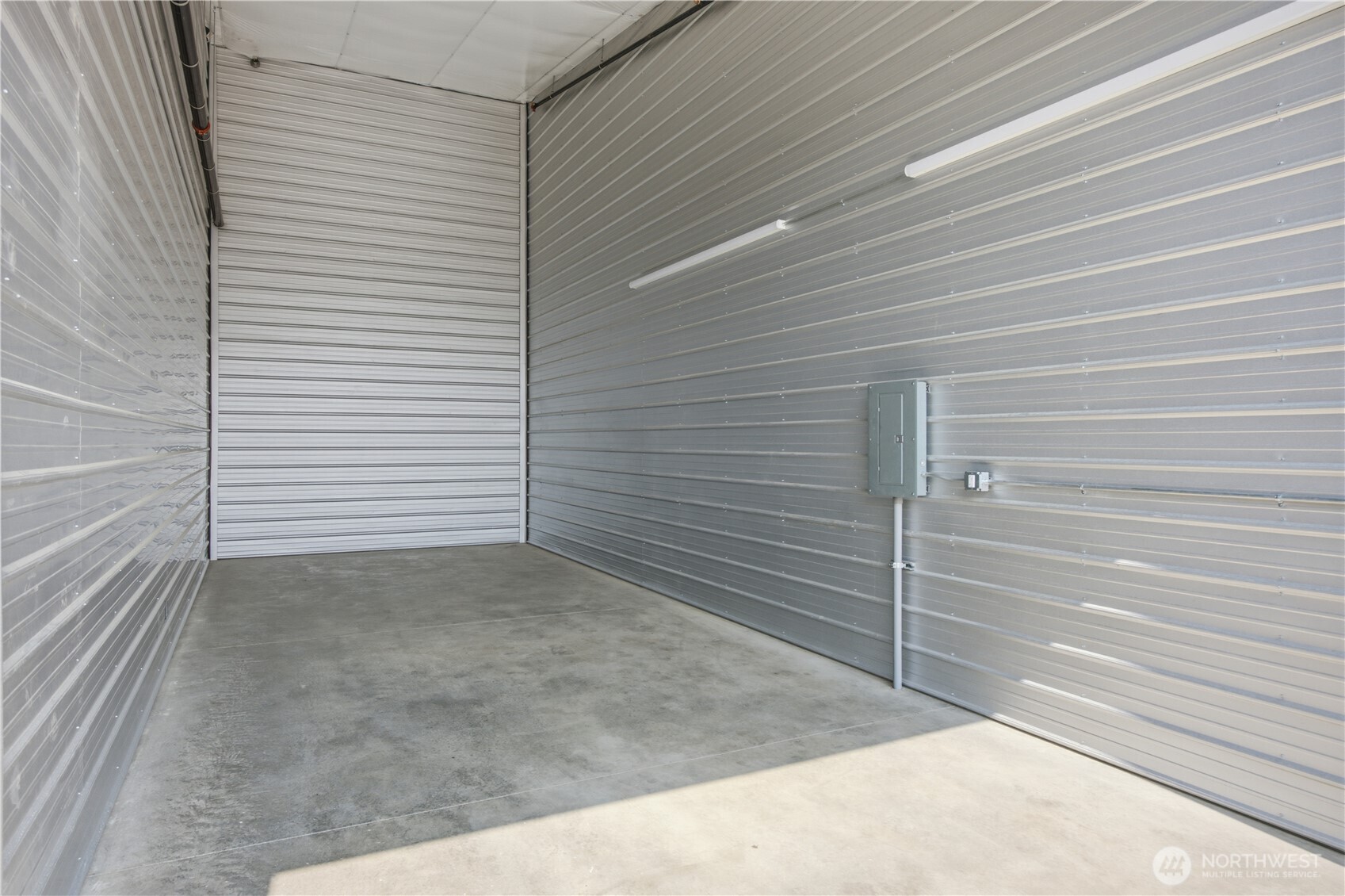 73 E Shop Avenue A-12 Property Photo 5