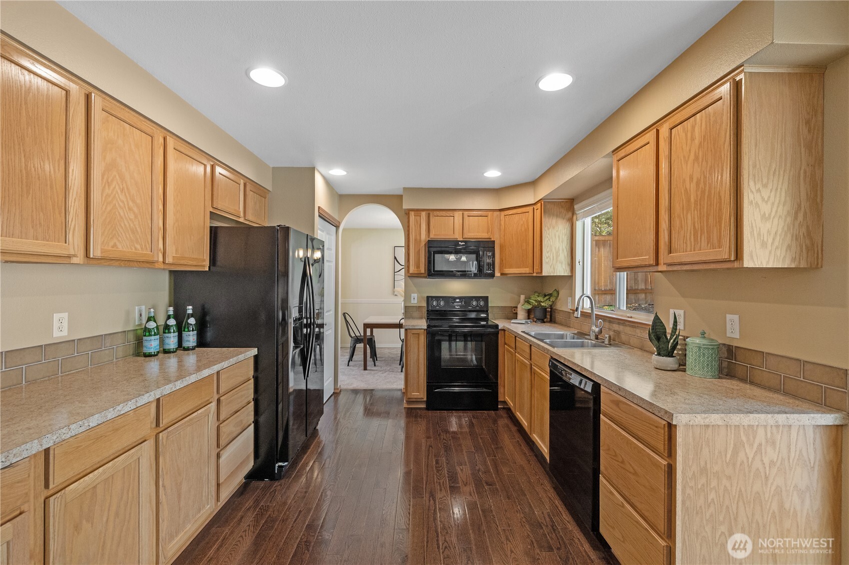 12421 30th Place Property Photo 10