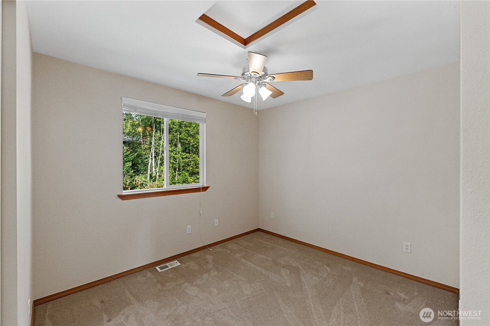 12421 30th Place Property Photo 24