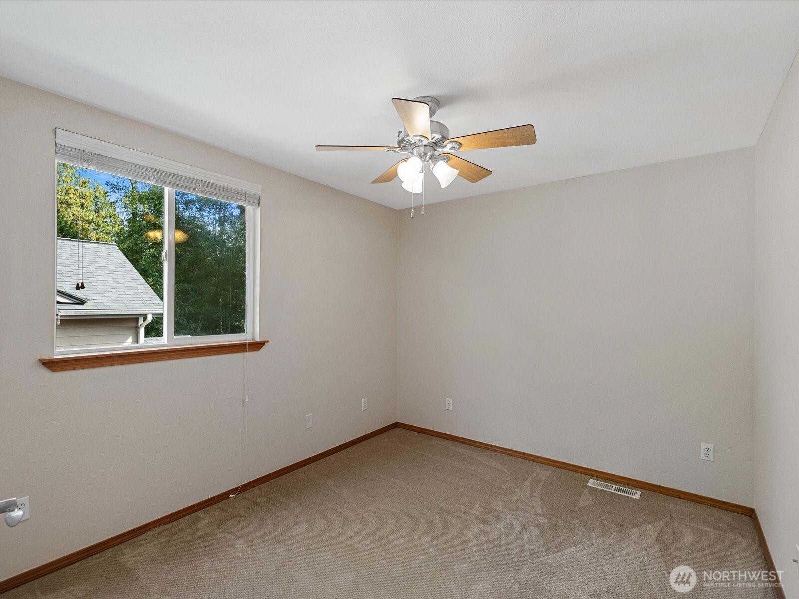 12421 30th Place Property Photo 26