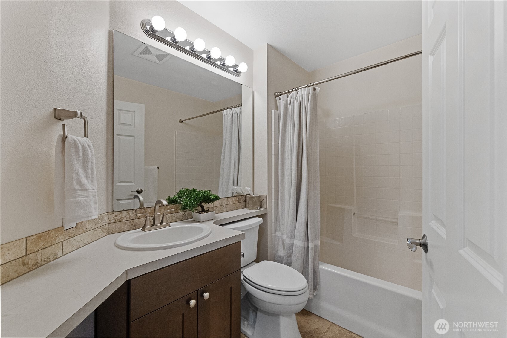 12421 30th Place Property Photo 27