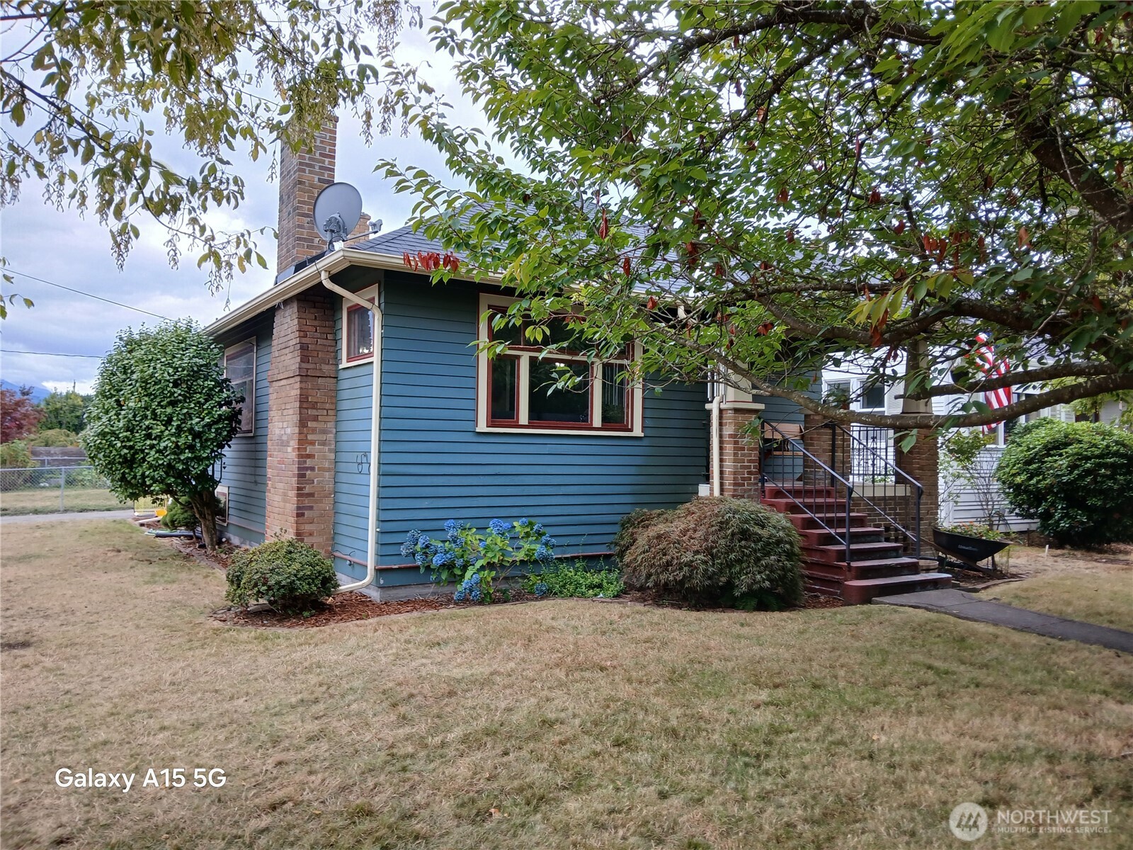 1081 Lafromboise Street Property Photo 3