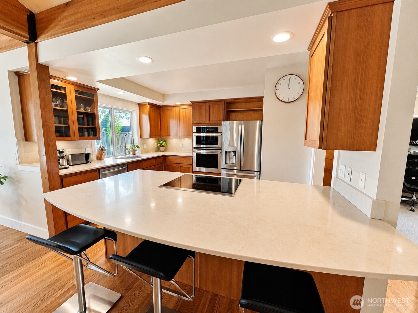 2217 Nut Tree Loop Property Photo 8