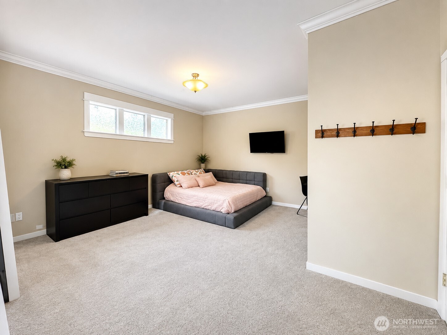 2217 Nut Tree Loop Property Photo 23